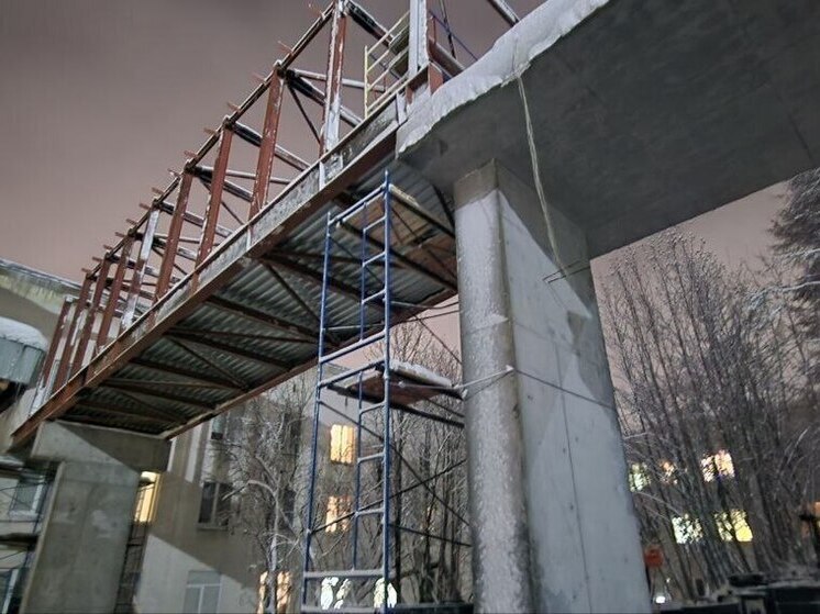 В Мурманске завершили строительство перехода между корпусами онкодиспансера