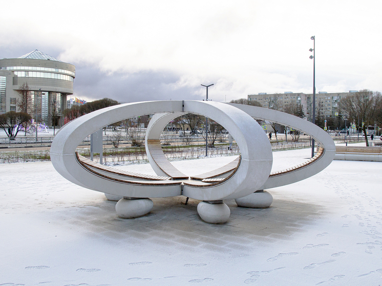 В Удомле Тверской области открыли обновленный сквер