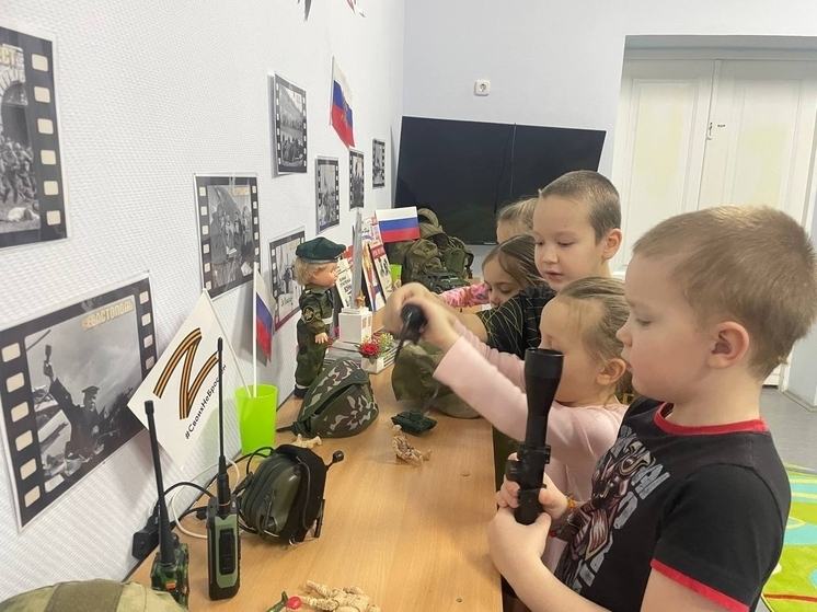 Педагогами детсада в Коряжме создана территория памяти «Белые журавли»