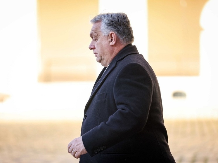 Политолог Топорнин: нет никаких оснований говорить о приближении военного конфликта в Европе