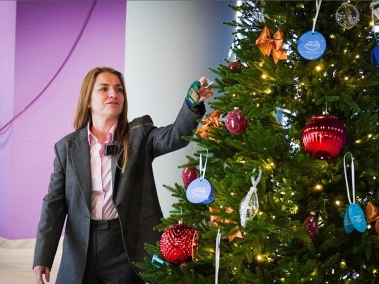 Сотрудники Минюста ЛНР исполнили детские мечты в рамках акции «Ёлка желаний»