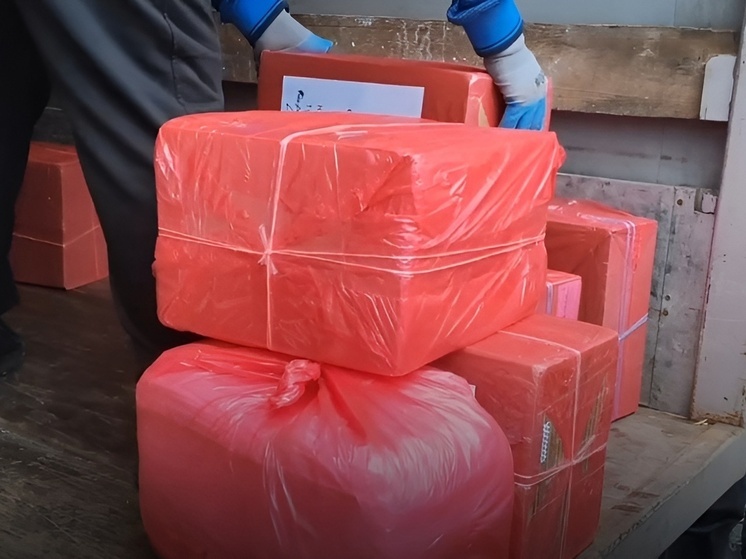 В Курскую область доставили тульские пряники и детские письма