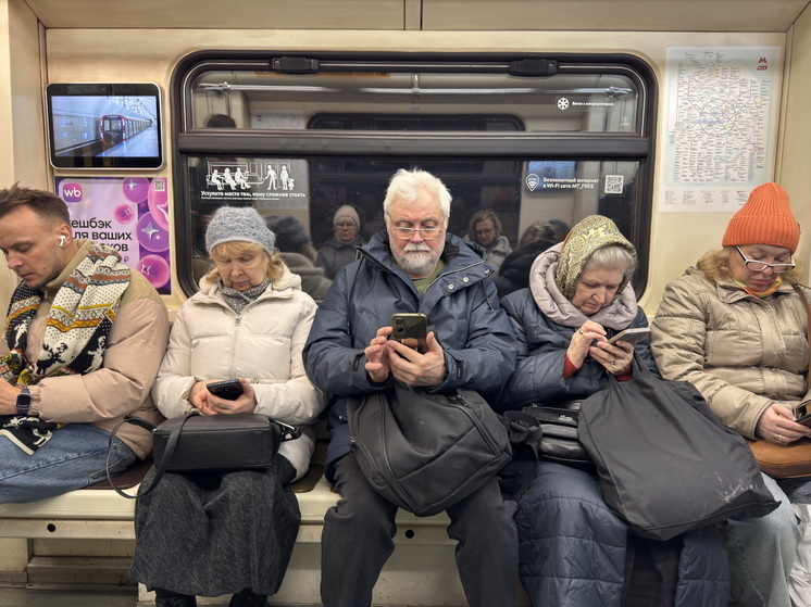 Эксперт Раевский: полная блокировка WhatsApp* произойдет очень скоро