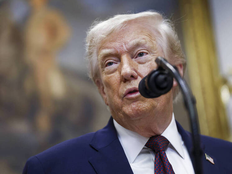 Трамп пожаловался, что Украина отвлекает его от Рождества