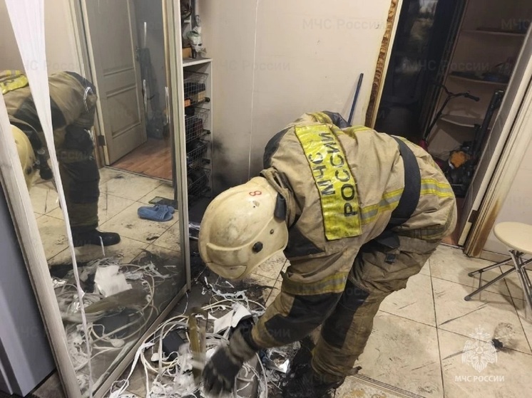 В квартире в Екатеринбурге горел электросамокат