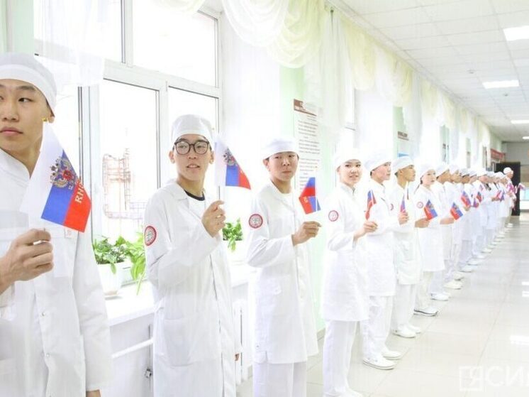 Рекордное пополнение медицинского персонала Якутии: на работу приступили 925 молодых специалистов