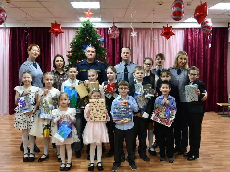 Новогодние мечты юных смолян исполнили сотрудники областного УФСИН