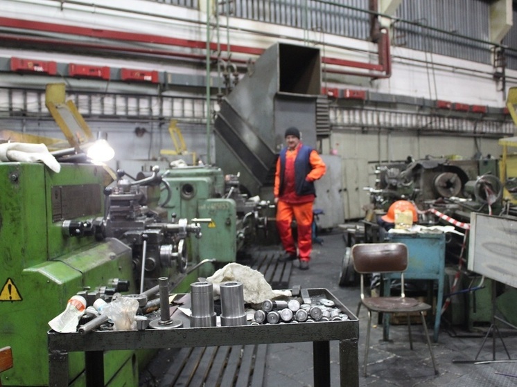 Свердловской области необходимо 100 тысяч сотрудников технической направленности