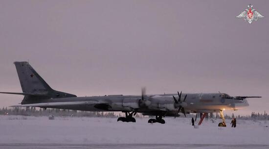 Ту-95мс в небе над Баренцевым и Норвежским морями