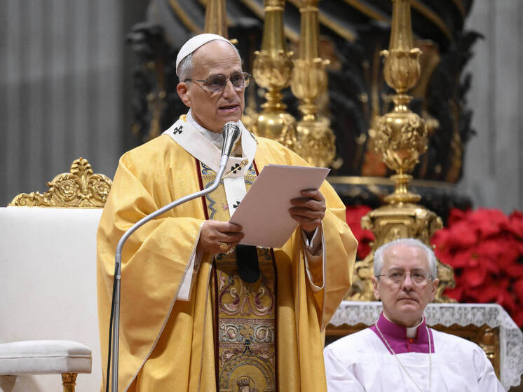 Папа Римский Лев осудил отказ помогать нуждающимся