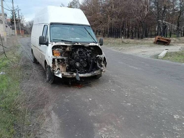 БПЛА ВСУ атаковал автомобиль в Новой Каховке - пострадал человек