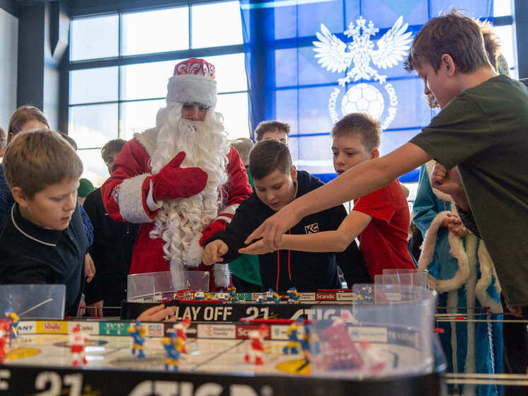 В Туле впервые провели турнир по настольному хоккею для школьников