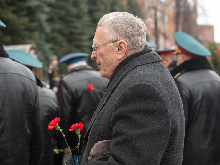 Зампред Тулоблдумы Балберов анонсировал сюрприз на 80-летие Жириновского