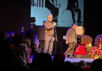 На гражданской панихиде по Анатолию Лобоцкому спустя более часа с начала церемонии начались прощальные речи