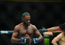 Экс-чемпион UFC готов драться