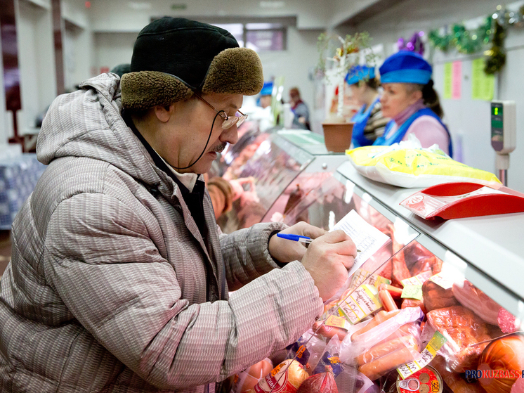 Кузбасс вводит новые правила найма иностранных работников в магазинах