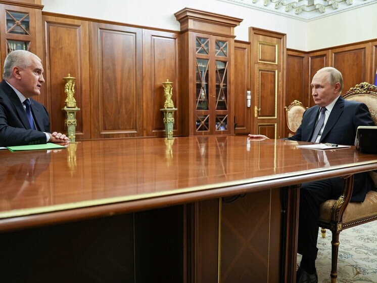 Аксёнов раскрыл темы личных встреч с Путиным