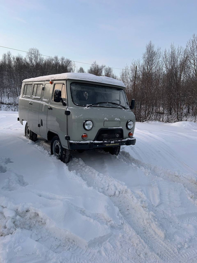 Лесной и экологический контроль Заполярья получил четыре новых внедорожника УАЗ