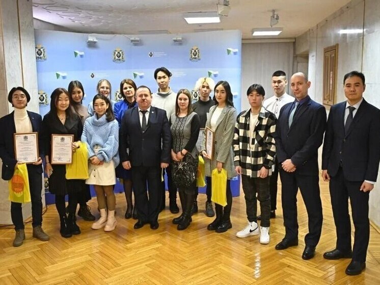 30 лучших студентов КМНС получат губернаторскую стипендию в Хабаровском крае