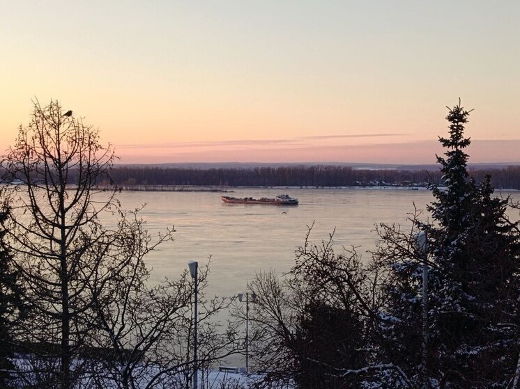 В Самаре завершается переправа на теплоходе до села Рождествено