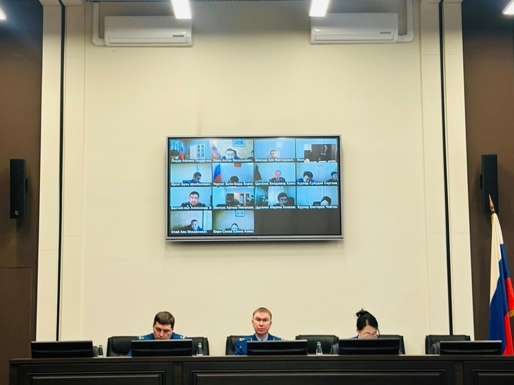 Прокуратура Тувы проанализировала вопросы обеспечения безопасности дорожного движения