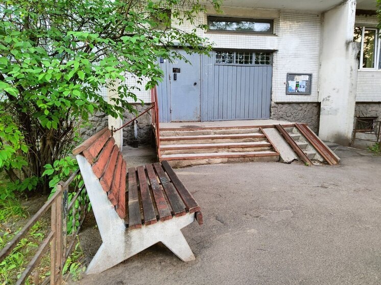 Петербуржец ударил ребенка на улице без причины и отправился в колонию-поселение