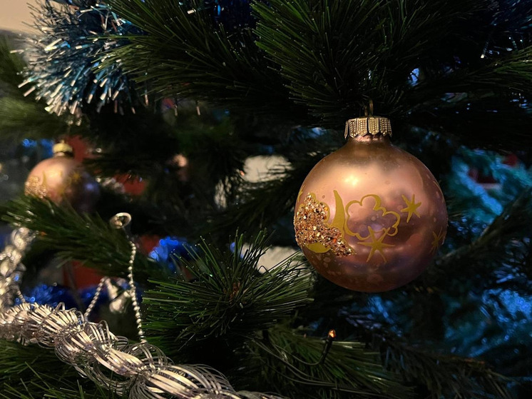 В преддверии праздничных встреч и корпоративов психолог Ксения Мосунова поделилась эксклюзивно с «МК в Калининграде» профессиональным взглядом на тему, которая может омрачить даже самое радостное событие — распространение сплетен.