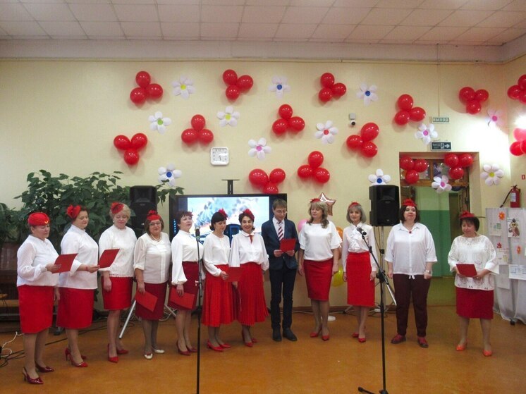 Островская школа №1 отметила 60-летие и получила анонс капремонта на 2026 год