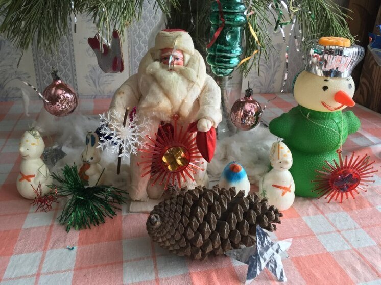 Саратовцы могут послать письма Снегурочке, Снеговику и Матушке Зиме