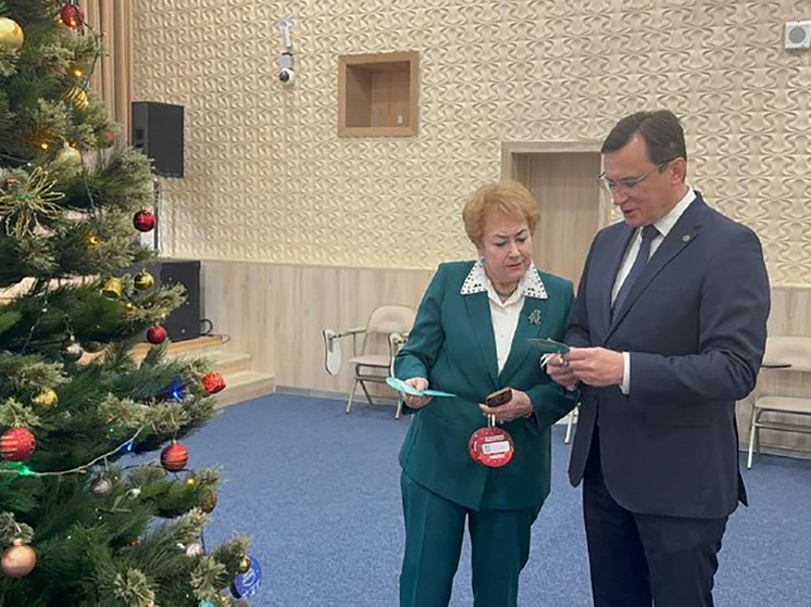 Глава Кисловодска исполнит новогодние желания четверых детей