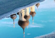 По народному календарю 26 декабря 2025 года отмечается Евстратиев день, или Ведьмины посиделки. Православная церковь в эту дату вспоминает святых мучеников Евстратия, Авксентия, Евгения, Мардария и Ореста, пострадавших за веру в Севастии. Все они были казнены.