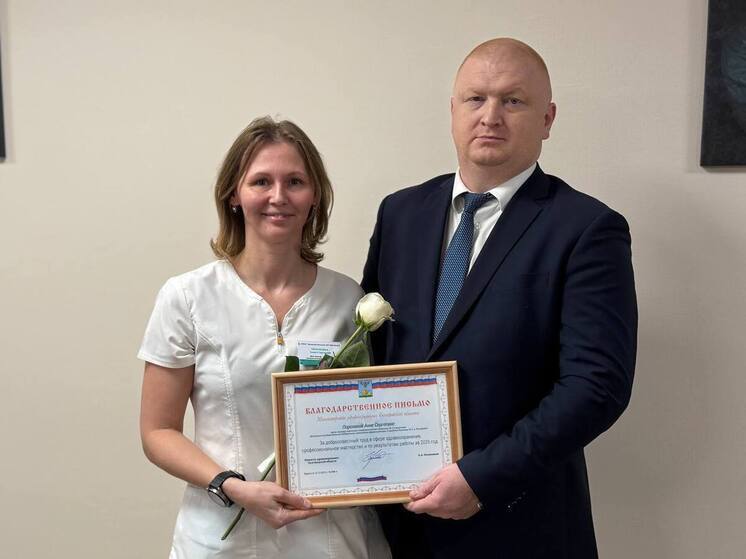 Иконников вручил благодарности сотрудникам трех белгородских больниц