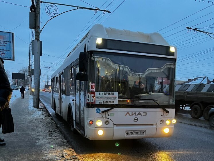 Мороз в Саратове: маршруты усилили резервными автобусами