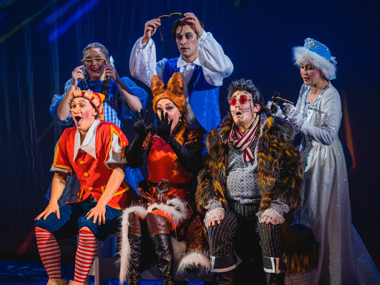 620 юных липчан побывали на новогоднем спектакле