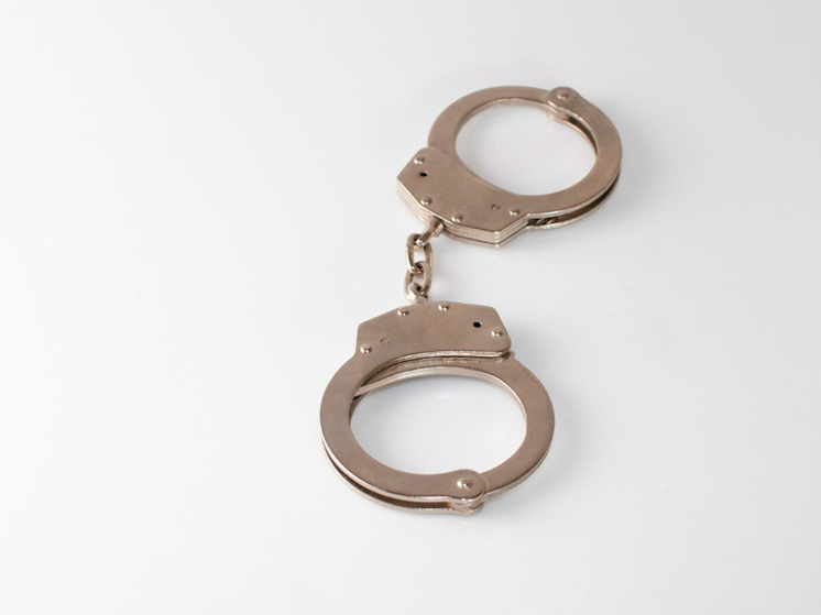 Два липецких экс-полицейских попали под суд за аферу с автомобилем