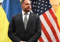 Прошел уже месяц с момента отставки главы Офиса президента Андрея Ермака, но глава Украины Владимир Зеленский не спешит с назначением нового руководителя своего Офиса