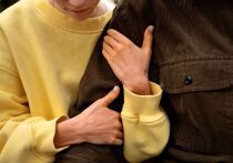 Масштабное исследование, охватившее данные о более чем шести миллионах супружеских пар на Тайване, в Дании и Швеции, выявило удивительную закономерность: люди с диагностированными психическими расстройствами чаще создают семьи с партнёрами, имеющими сходный диагноз