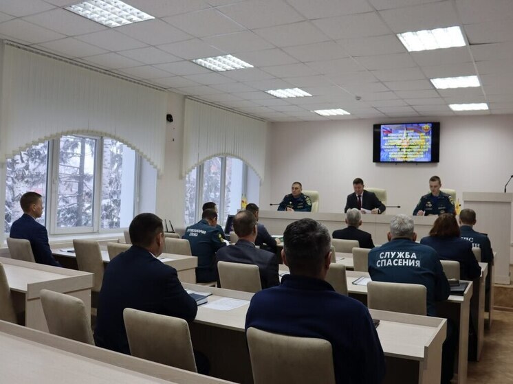Аттестация спасателей: в Чувашии подтвердили готовность к работе в 2026 году