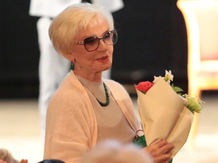 Церемония прощания с актером Анатолием Лобоцким закончилась смертью Веры Алентовой