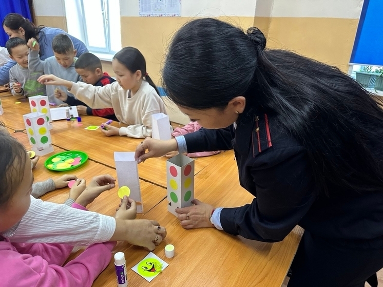 В Ак-Довураке проведен интерактивный практикум для школьников по безопасности дорожного движения