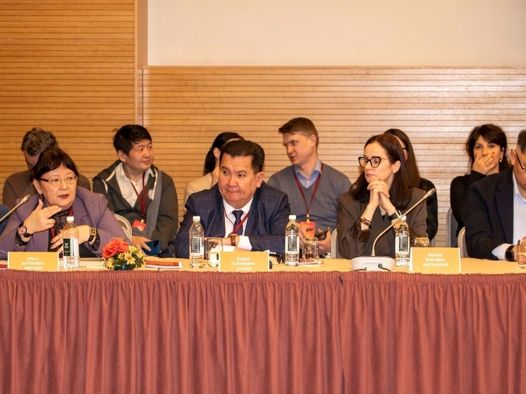 Ольга Хомушку приняла участие в работе Совета по буддийскому образованию в Москве