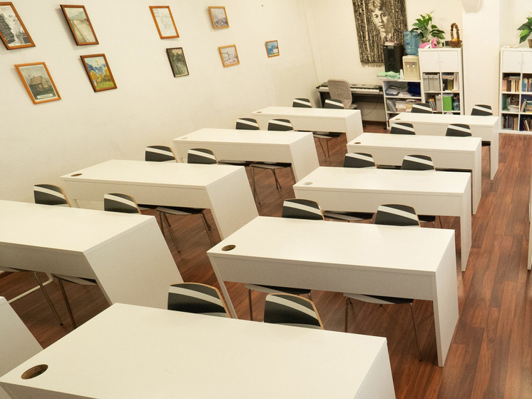 Нападение на учителя должно стать поводом отчисления из школы, но есть нюансы