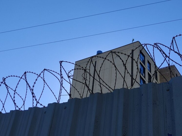 Уроженца Мурманска приговорили к 18 годам колонии за государственную измену