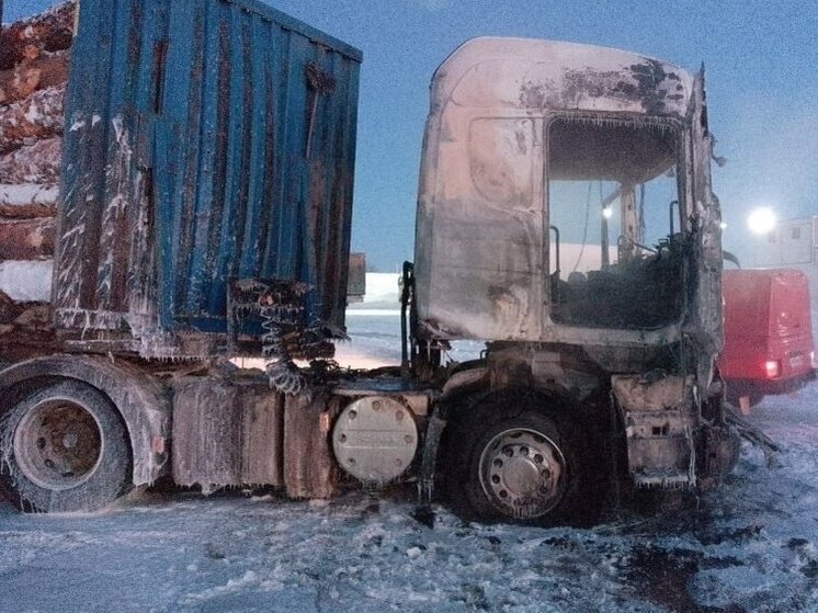 Из-за нагрева газового баллончика в Удмуртии сгорел грузовик