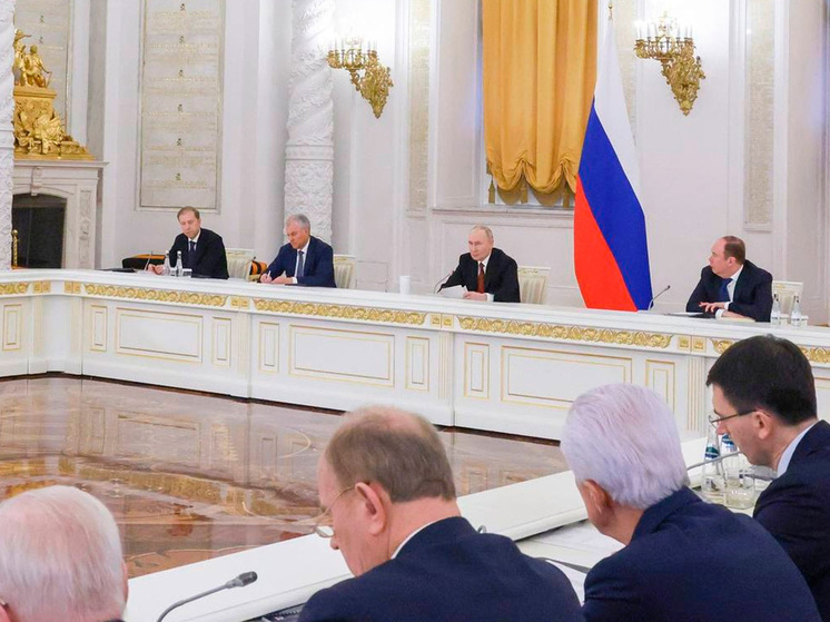 Президент одобрил липецкий опыт подготовки кадров от школы до завода