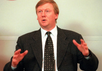 Тут учителей и родителей предупредили, что педагогам нельзя дарить подарки дороже трех тысяч рублей