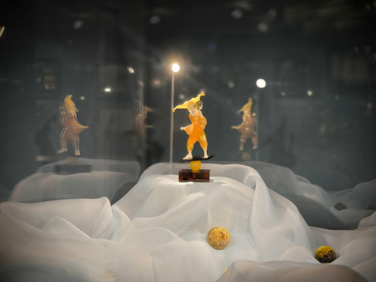 Капля солнца и древность оживают в «Янтарной каюте» калининградского музея