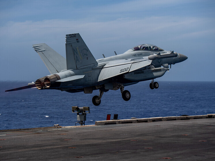 Нигерия подтвердила авиаудары США по террористам по сотрудничеству