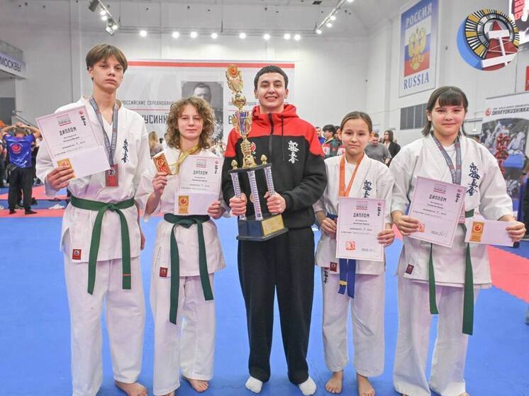 Борцы из Ноябрьска взяли 4 медали всероссийских соревнований