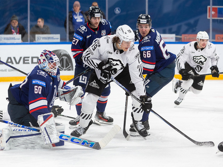«Лада» уступила челябинскому «Трактору» в Тольятти с крупным счетом 1:6